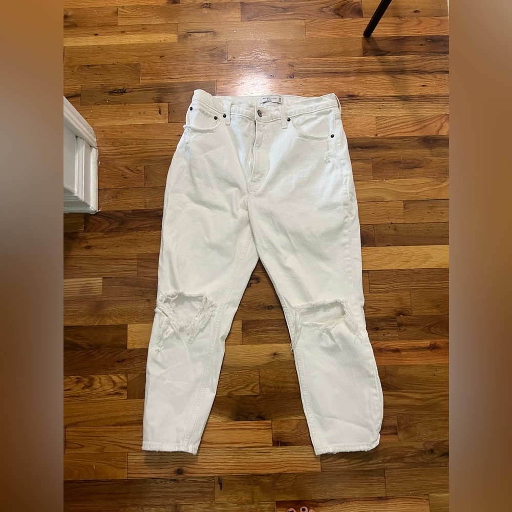 Abercrombie mom jean